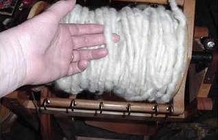 wool-pure-handspune-casamero (1)